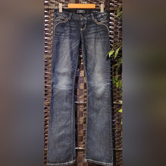 Guess jeans - Picture 2 of 12